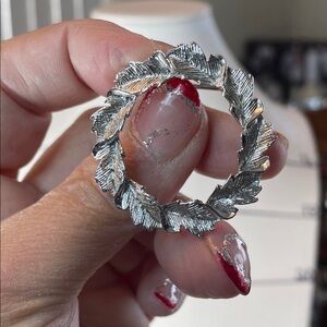 Elegant Silver Leaf Brooch